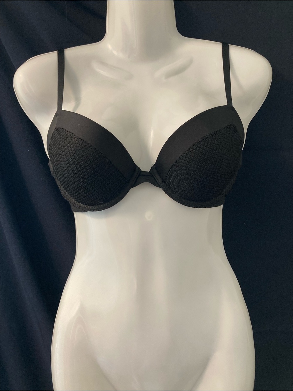 H&M Black Mesh Push-Up Bra 34C Underwire Everyday Sexy